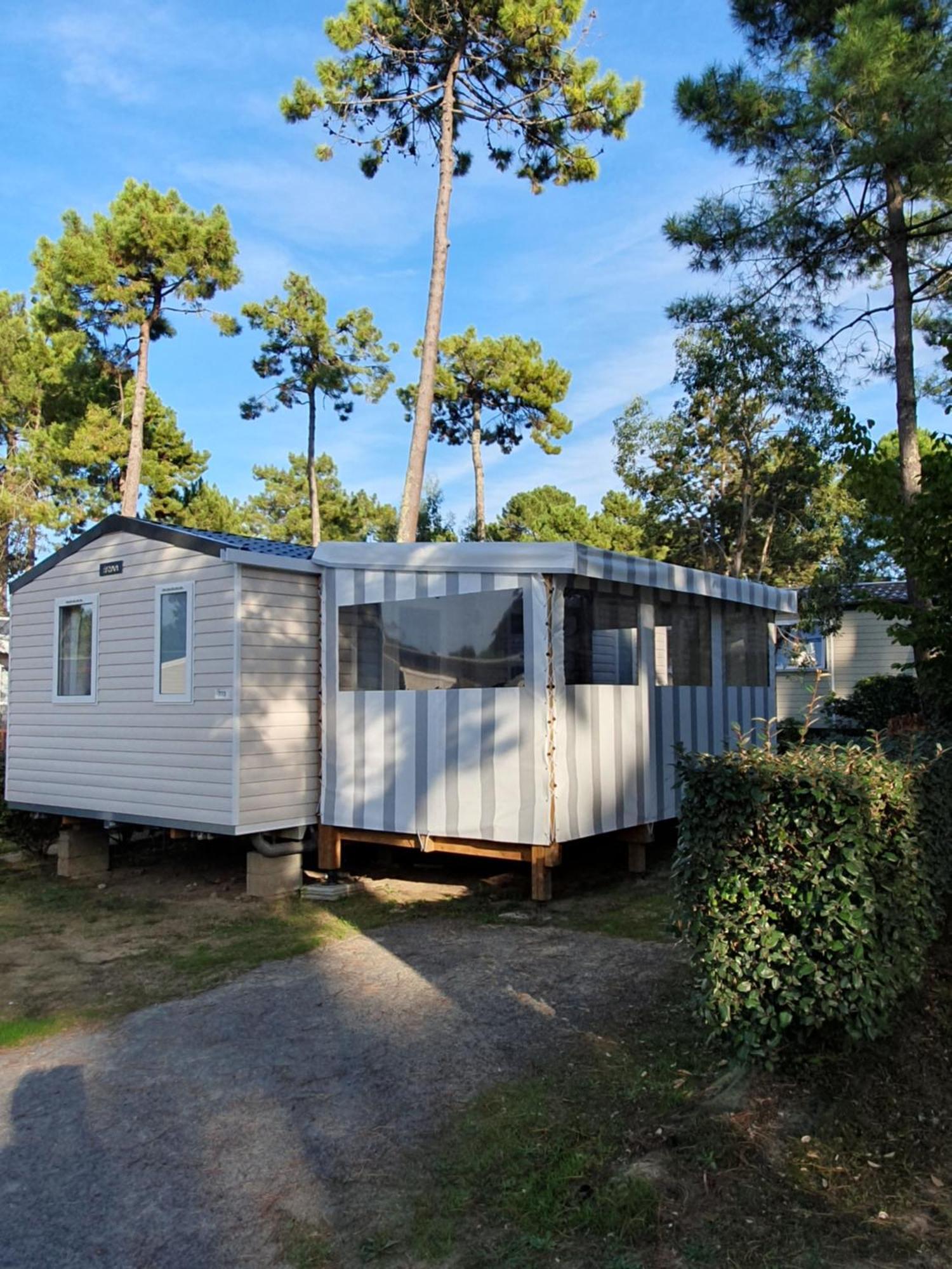Camping Du Bois Dormant Saint-Jean-de-Monts Exterior photo